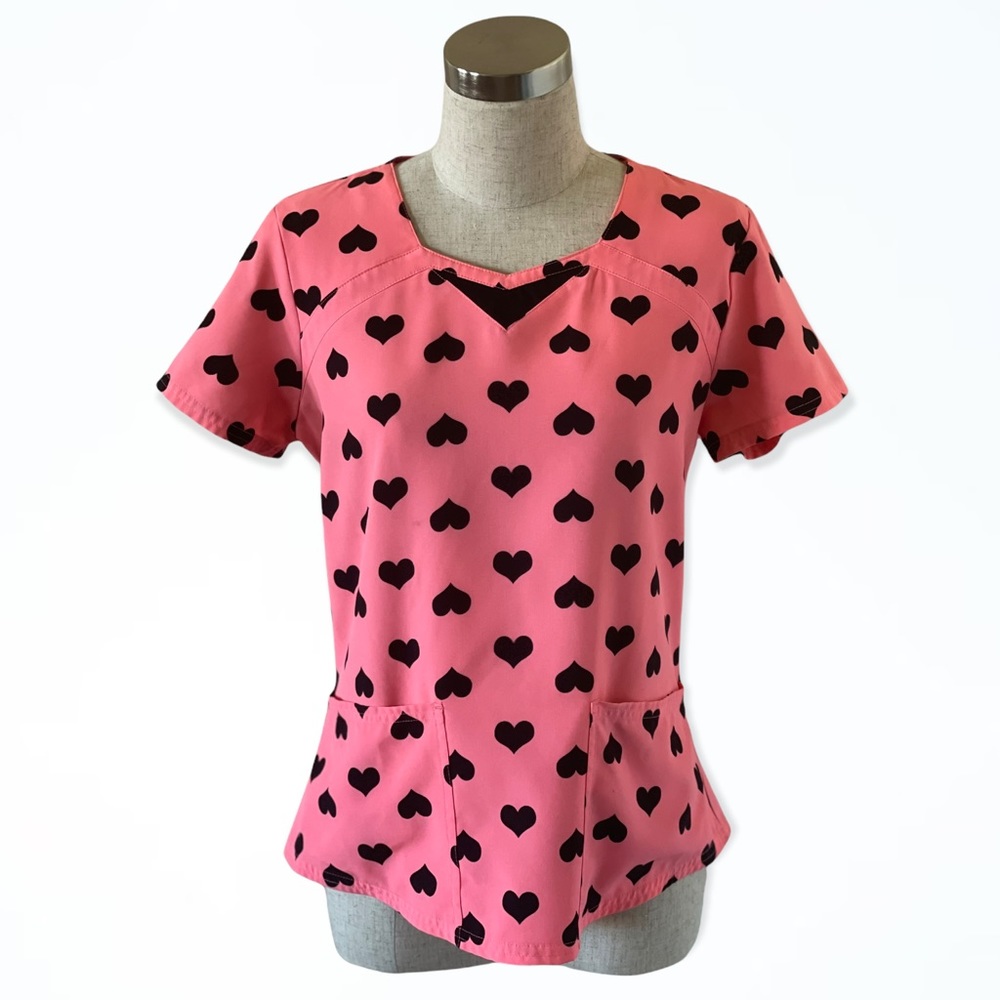 Heart scrub top